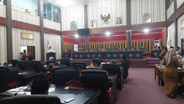 Bupati Aceh Singkil Diperingatkan Segera Bayar Gaji Keuchik Sebelum Ramadhan