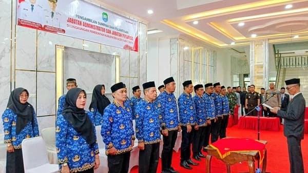 17 Pejabat Baru Abdya Dilantik, Fokus Program Peukong Agama dan Pelayanan Publik