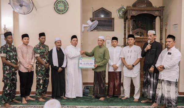 Pemkab Pidie Jaya Salurkan Rp975 Juta untuk 76 Masjid di Ramadhan