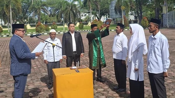 326 Tuha Peut Nagan Raya Dilantik, Bupati TRK Tekankan Sinergi dengan Keuchik